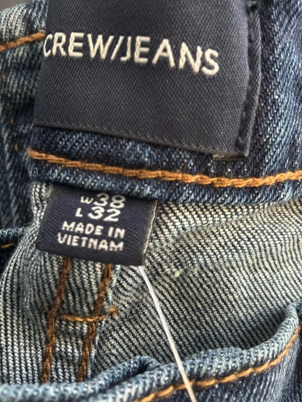 J Crew 770 Straight Leg mid wash Jeans Mens Size 38 x 32
